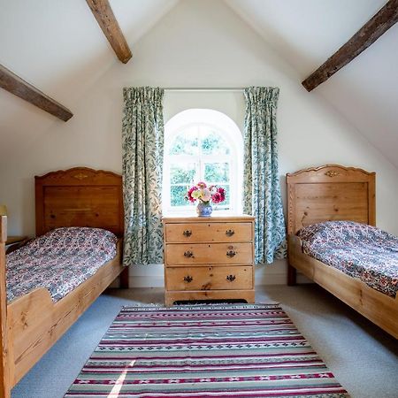 Temple Guiting Cottage Kültér fotó